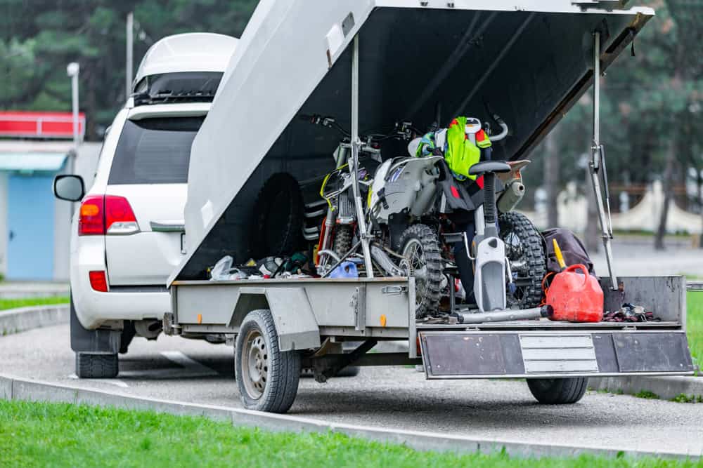 Closed motorcycle transport